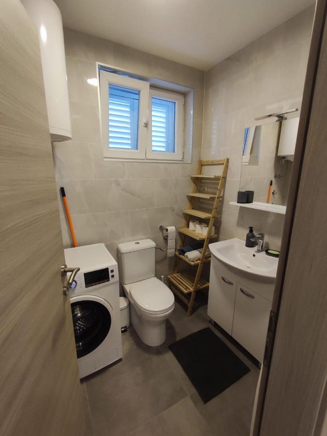 Apartmani Rak Razanj Exterior photo